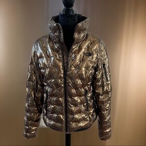 Women’s north face puffer jacket